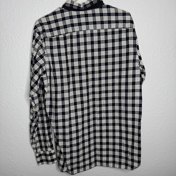 Pre- owned Tommy‎ Hilfiger black, white,& blue [laid button down shirt - Large - Picture 7 of 8